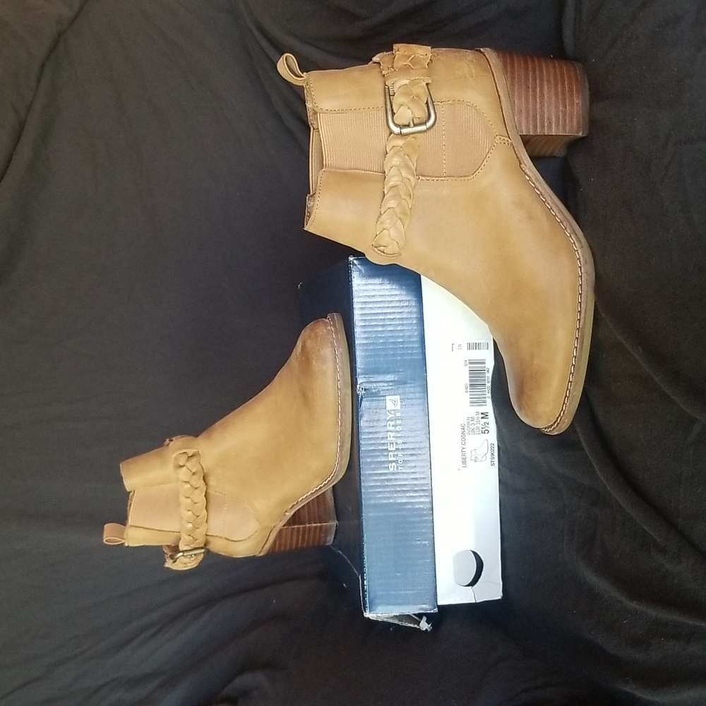 Sperry booties